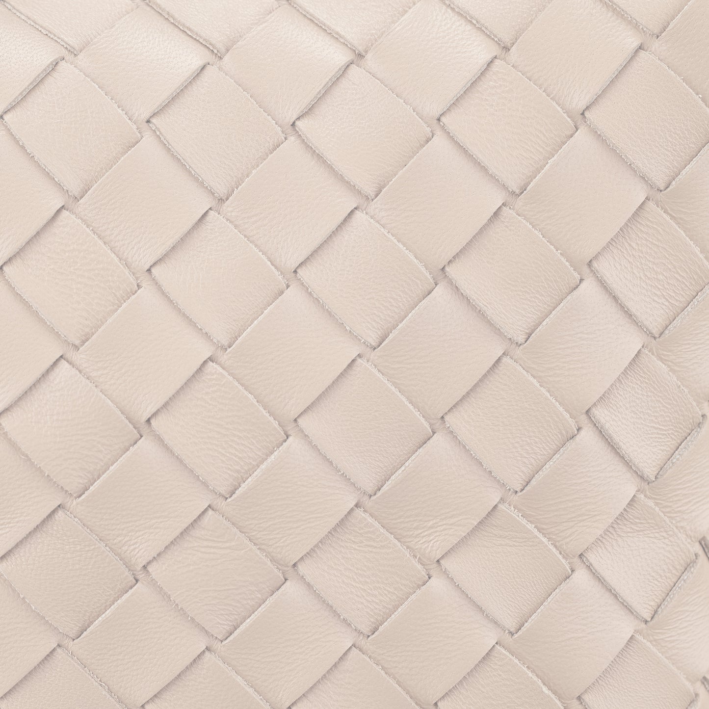 The Beauty Bag in Ivory