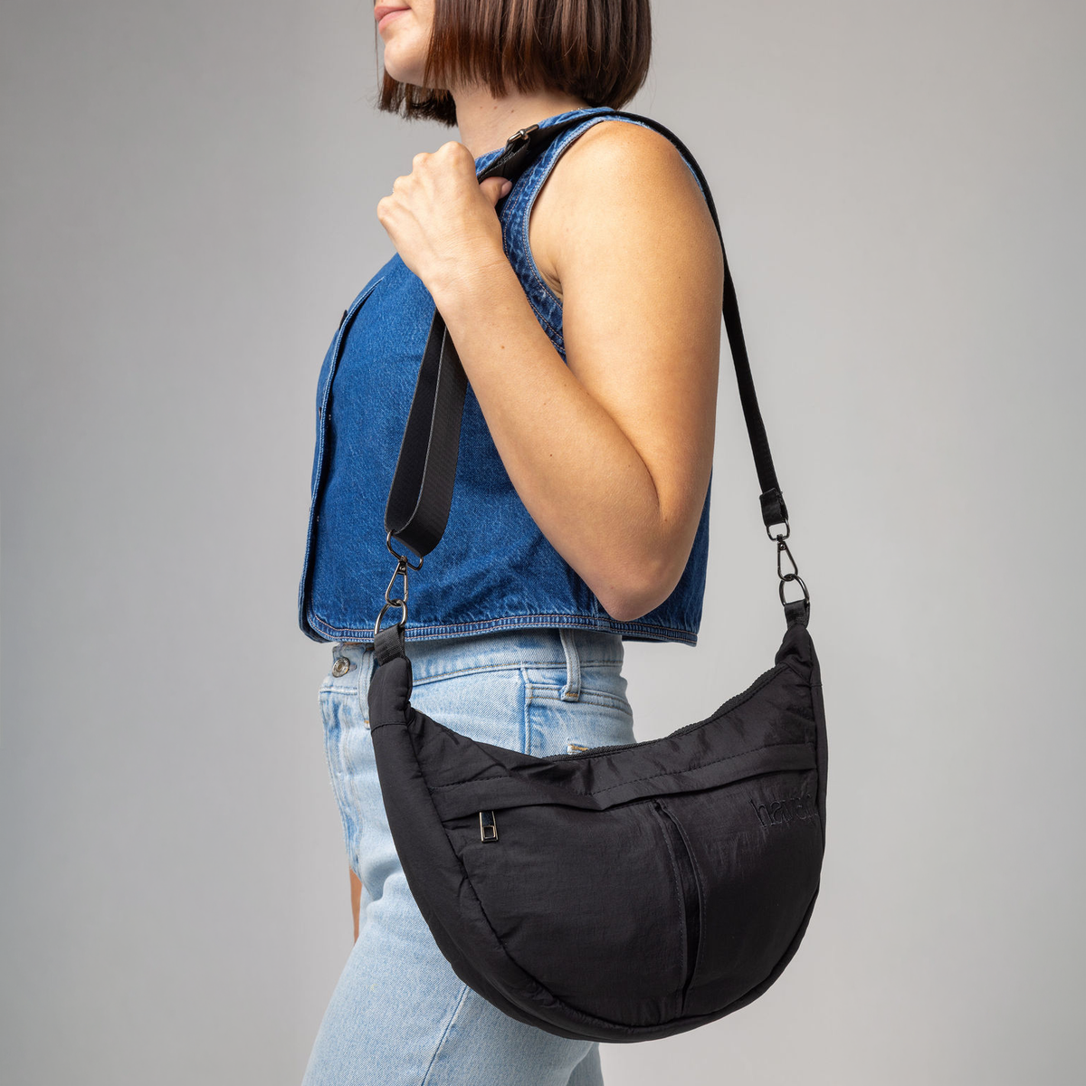 The Cross Body Bag in Midnight