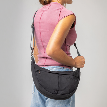 The Cross Body Bag in Midnight